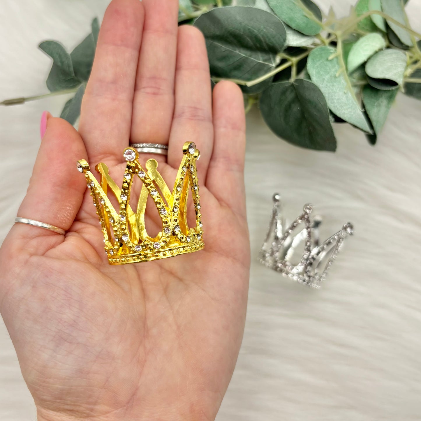 3D Diamante Crown Topper - 1 Pack Cabochon