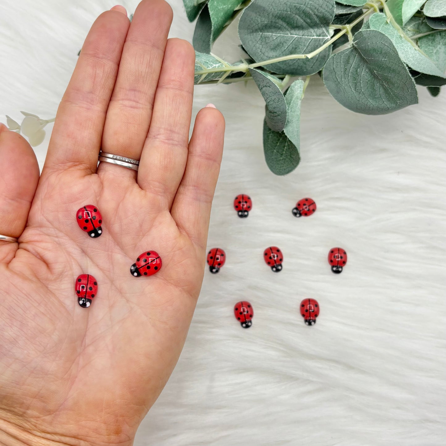 Red Ladybirds - 10 Pack of Cabochons