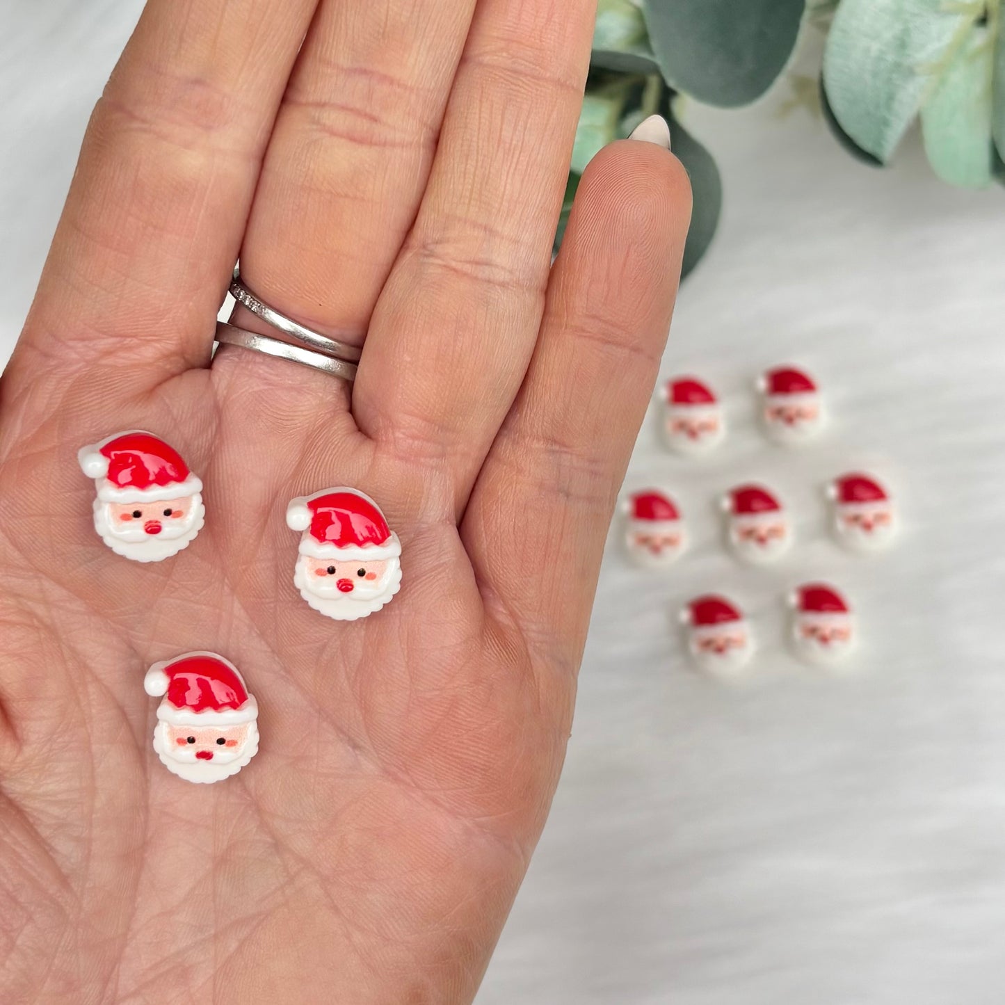 Mini Santa Heads - 10 Pack of Cabochons
