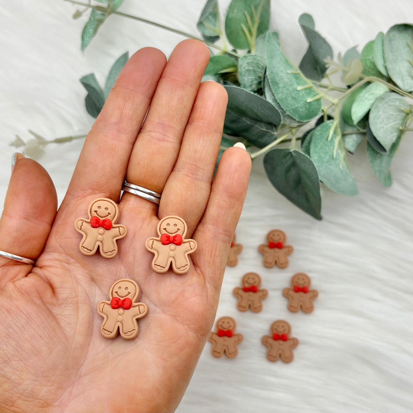 Gingerbread Men - 10 Pack of Cabochons
