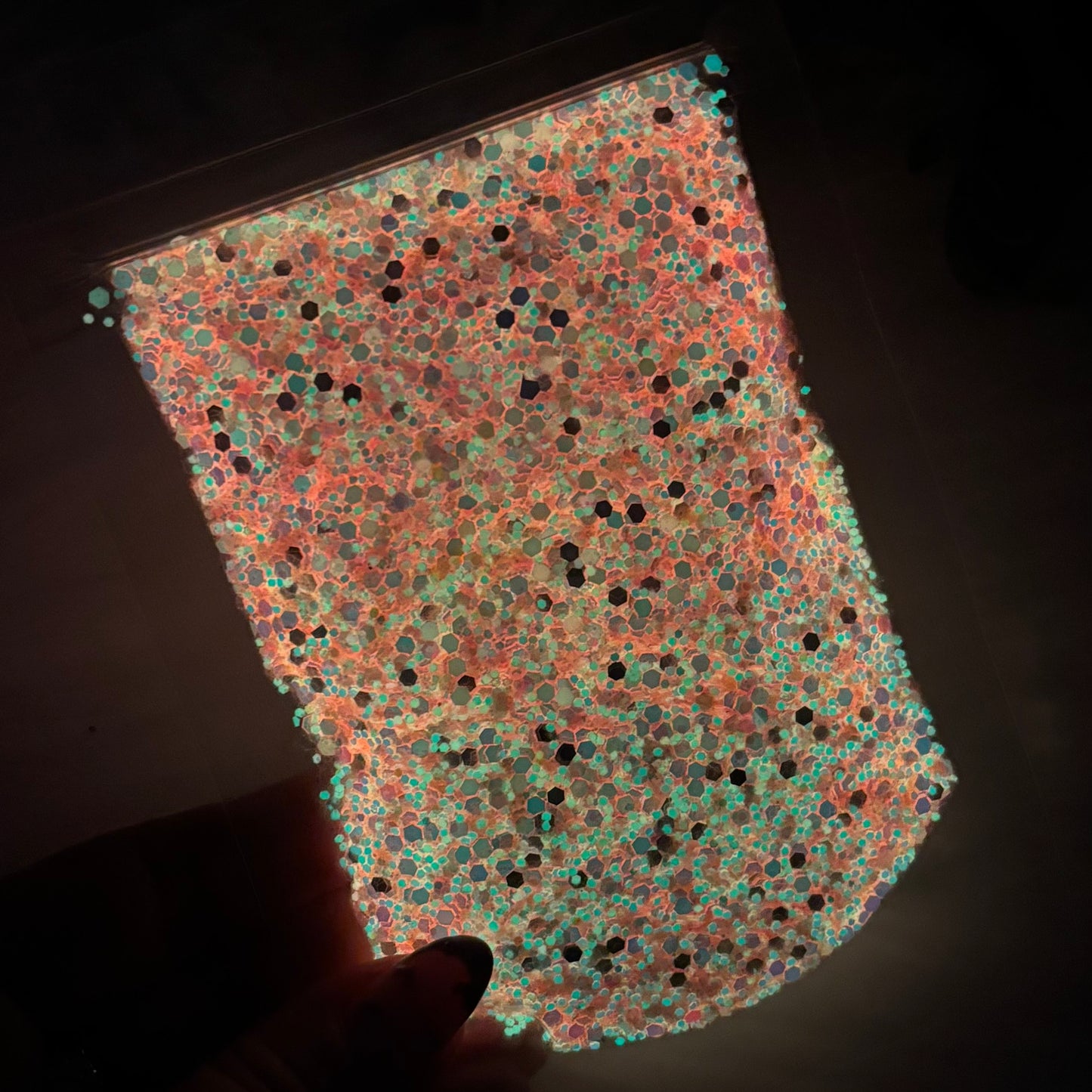 Claire's Tan Glow Up - Chunky Glow In The Dark Glitter