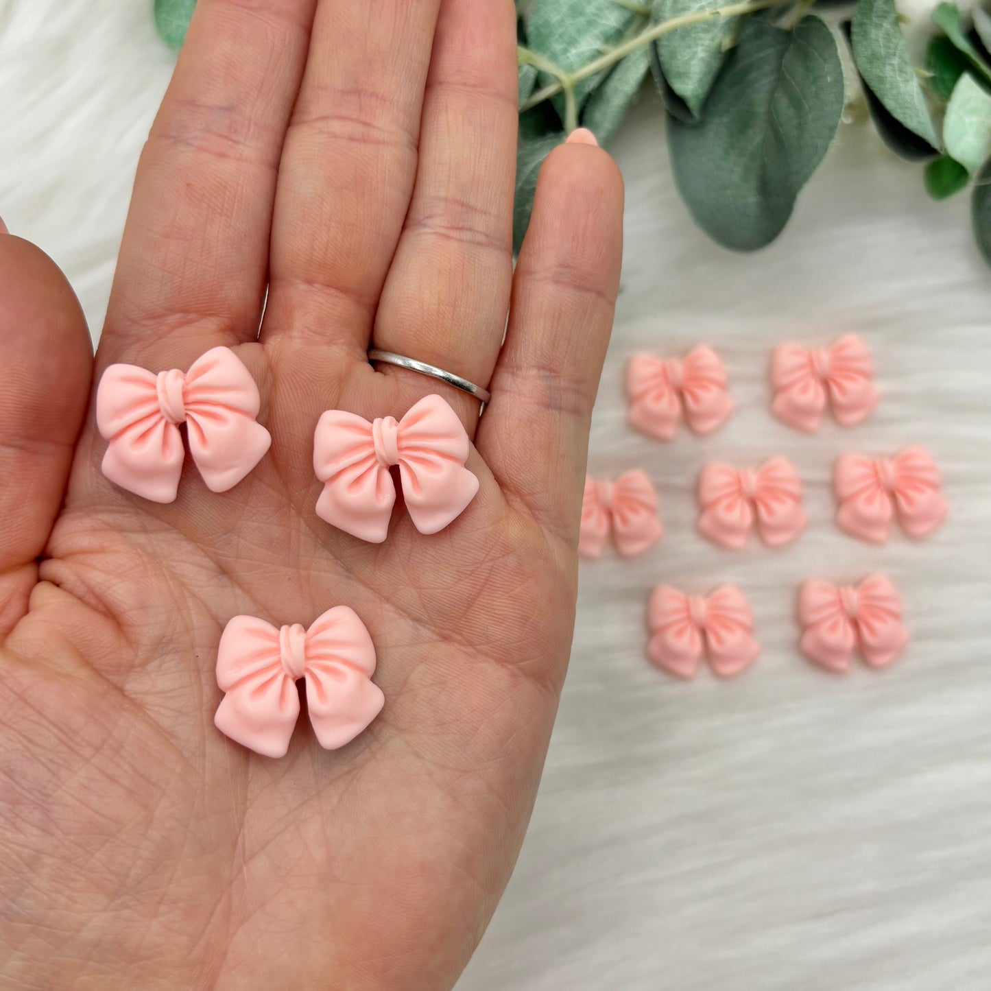 The Perfect Mini Bow - Baby Pink - Pack of 10 Cabochons
