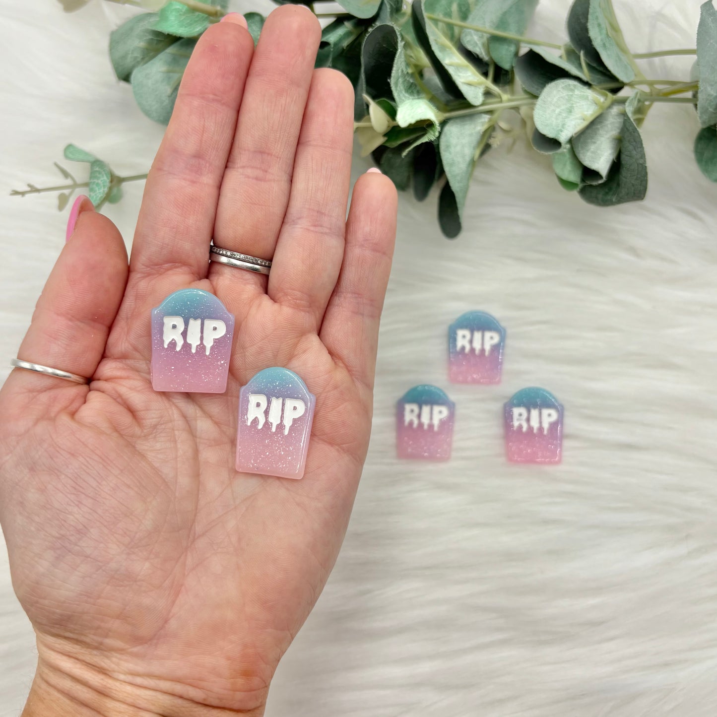 Pinky Blue RIP Tombstone - 5 Pack of Cabochons