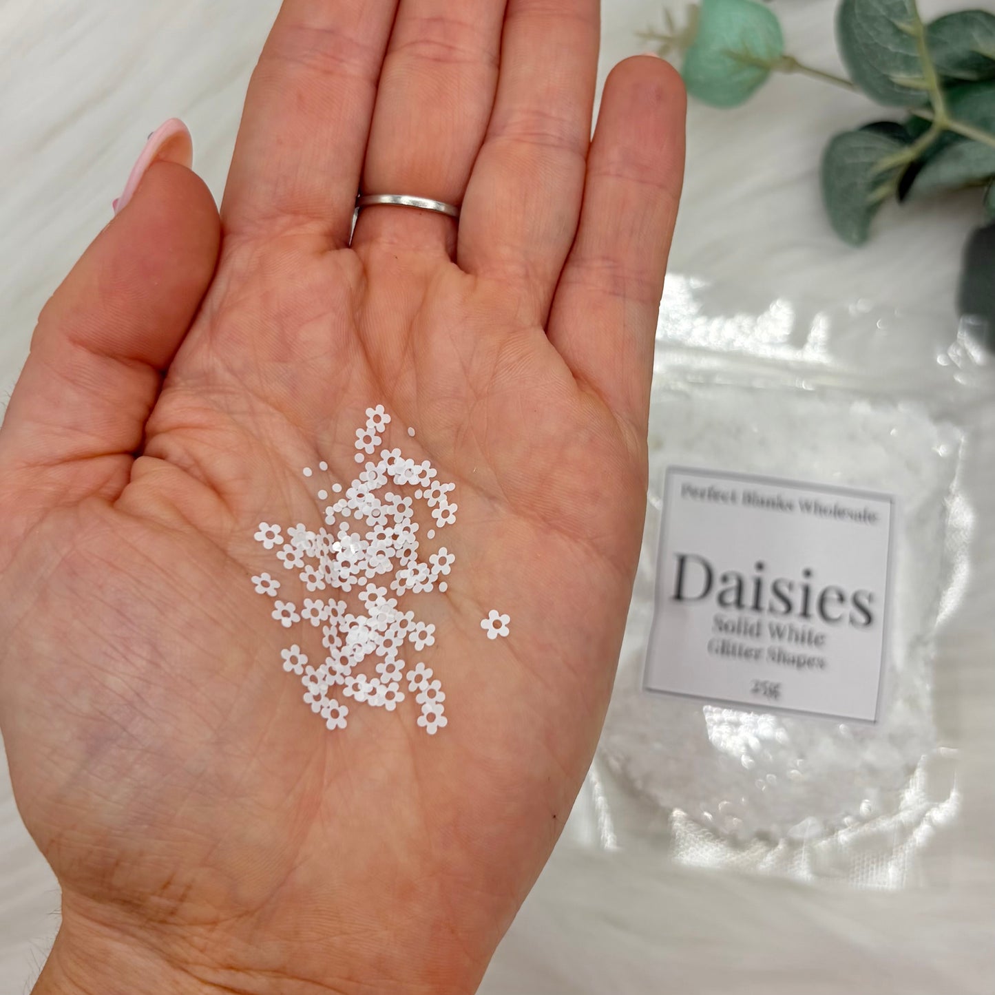 Daisies Glitter Shapes - Solid White - 25g