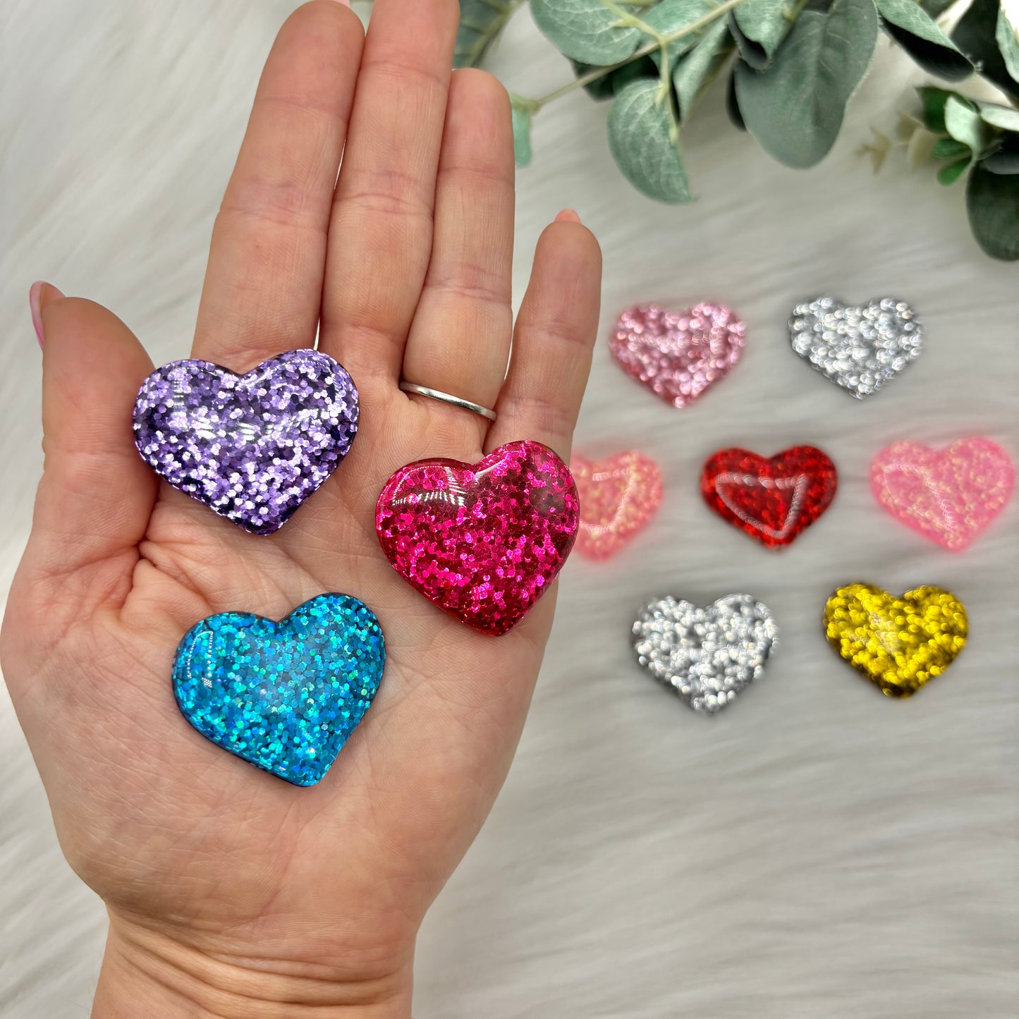 Large Glitter Hearts - Pack of 10 cabochons