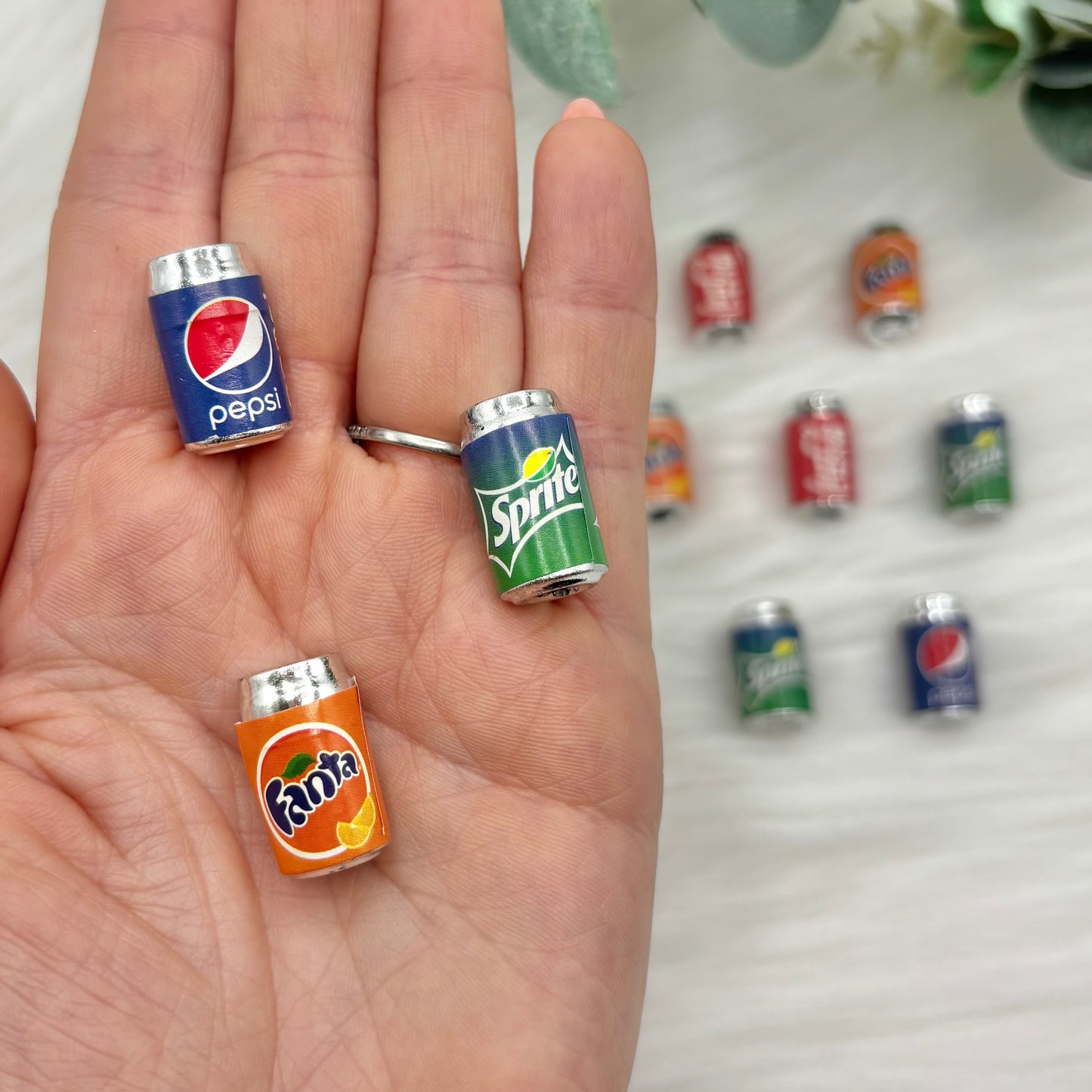 Fizzy Cans - Pack of 10 cabochons