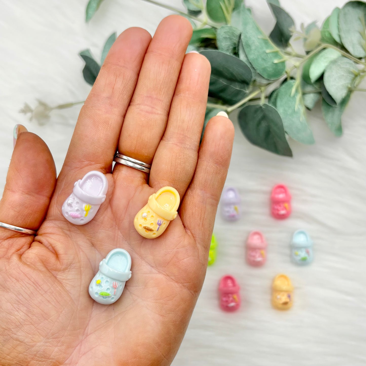 Croc-ing - 10 Pack of Cabochons