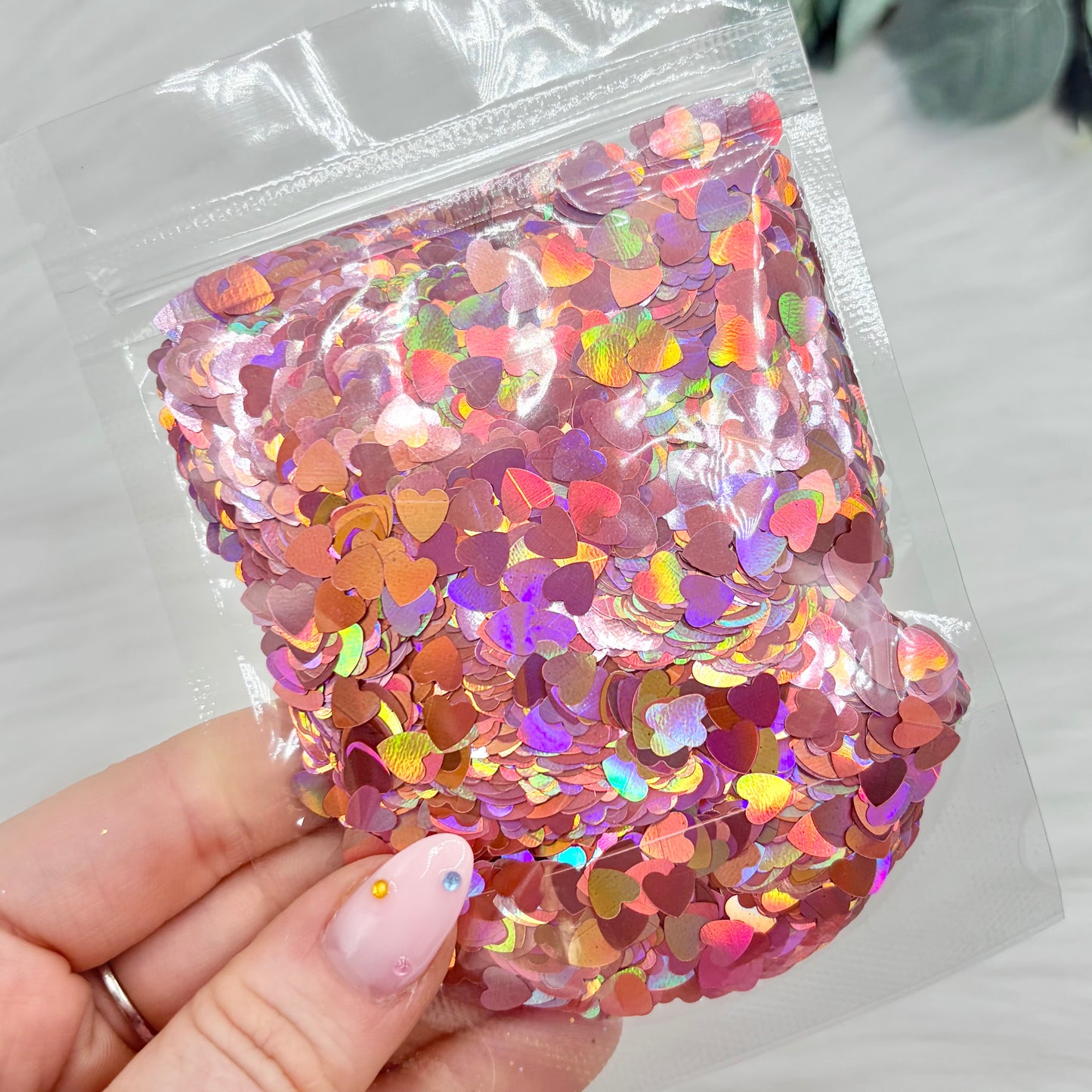 Hearts Glitter Shapes - Holographic Pink - 25g