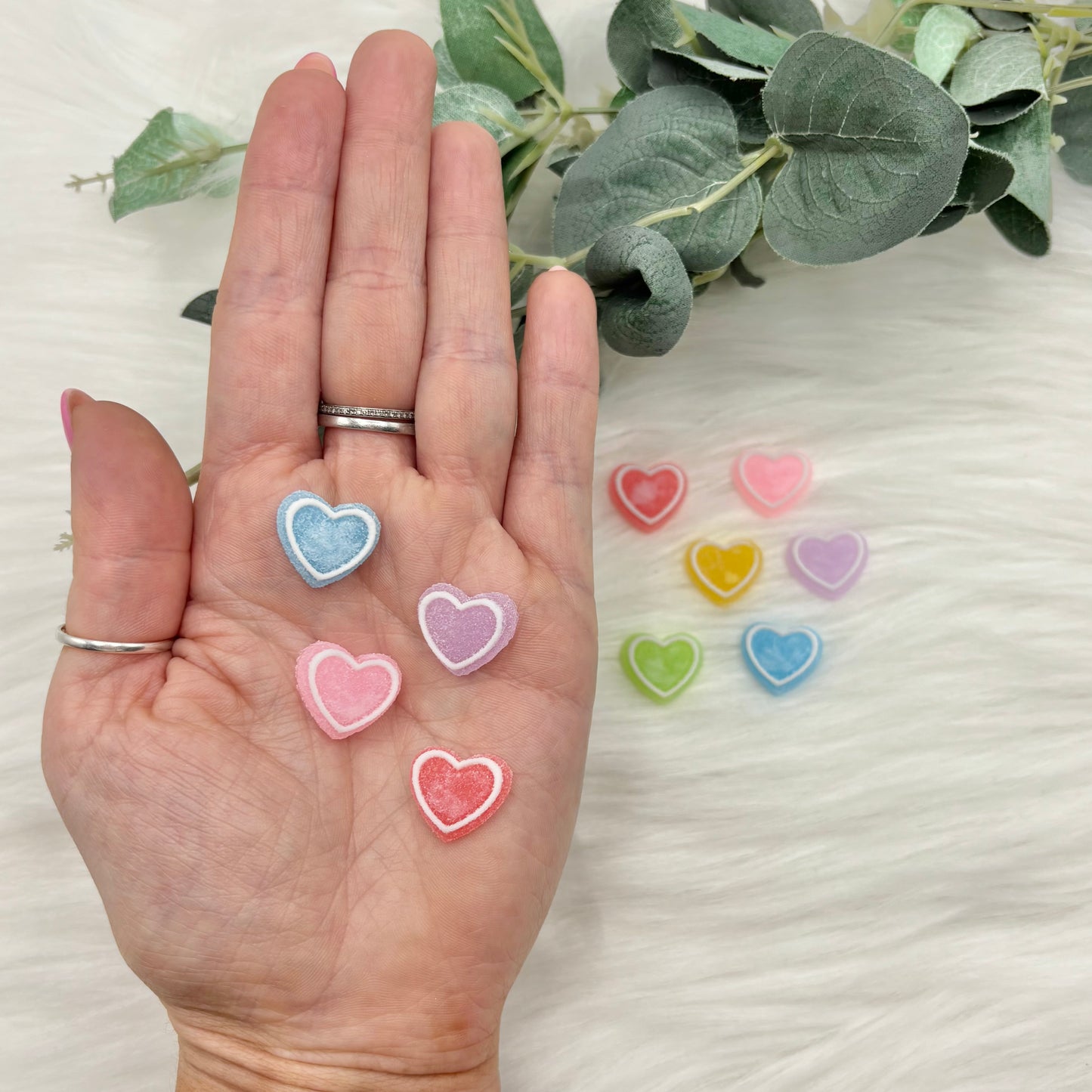 Frosted Hearts - 10 Pack of Cabochons
