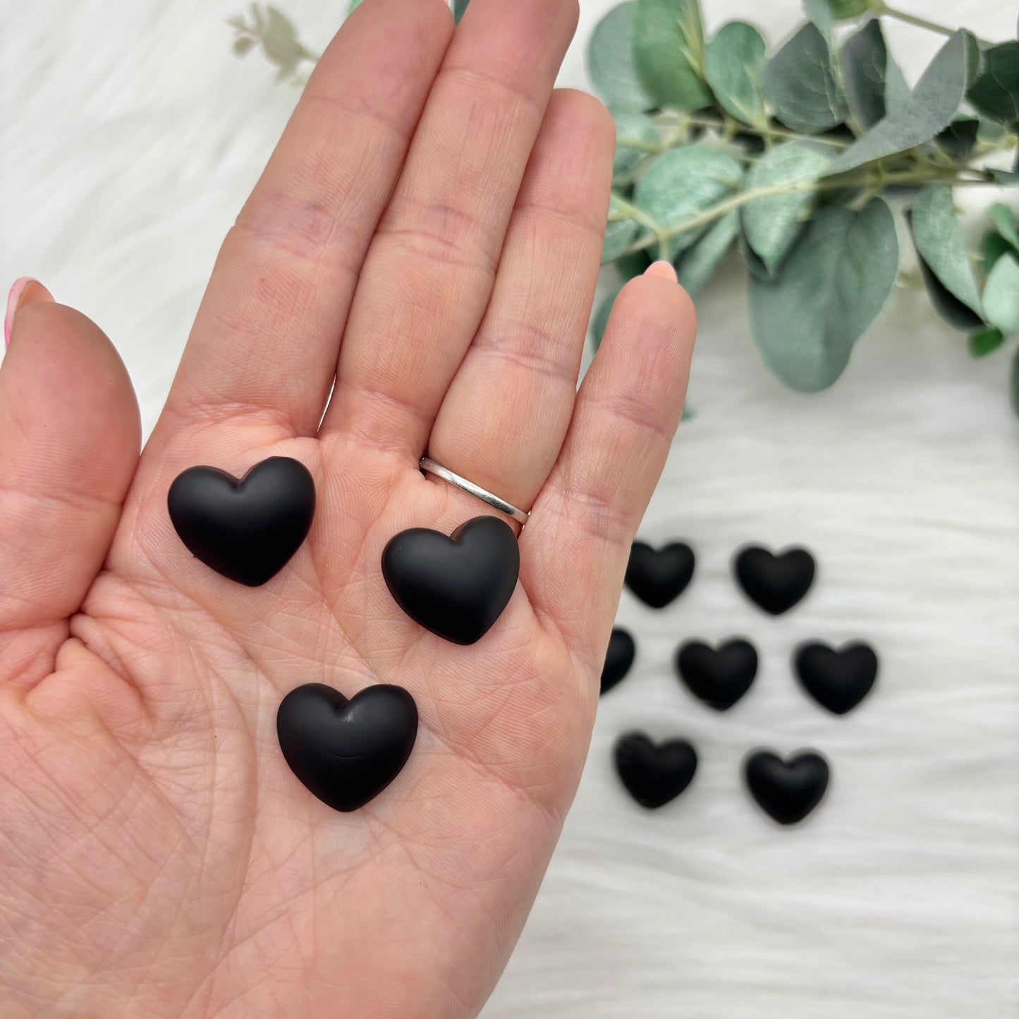 Matte Black Hearts - Pack of 10 Cabochons